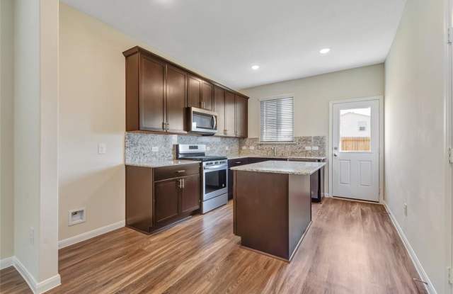 7204 Hobby Wind Ridge Drive Gallery 4