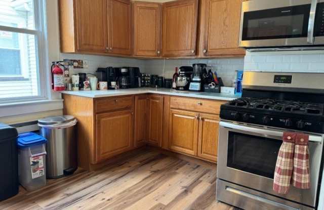 72 Ella St photos photos