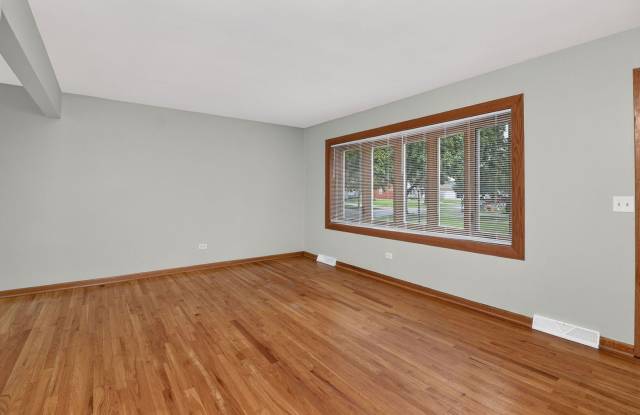 517 Barnsdale Road Gallery 3