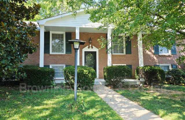 927 Neuhoff Lane photos photos