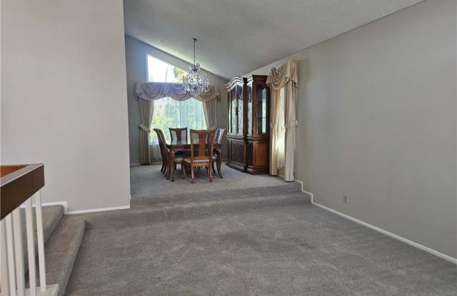 4547 Chelsea Court Gallery 2