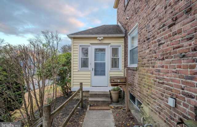 630 NAYLORS RUN RD - 630 Naylors Run Road, Delaware County, PA 19083