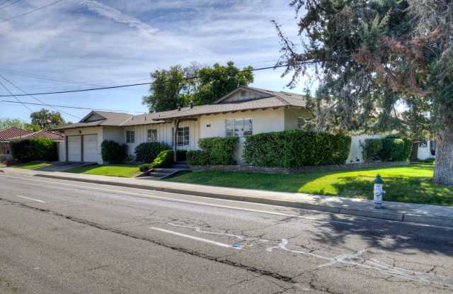 123 W McKinley photos photos