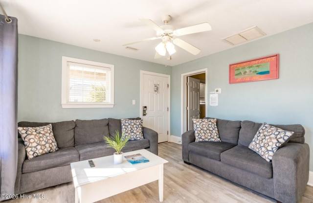 1507 N New River Drive Gallery 2