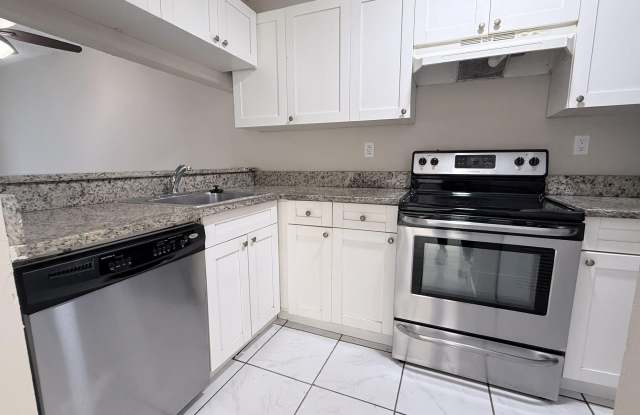 11638 NW 23rd Court Gallery 2