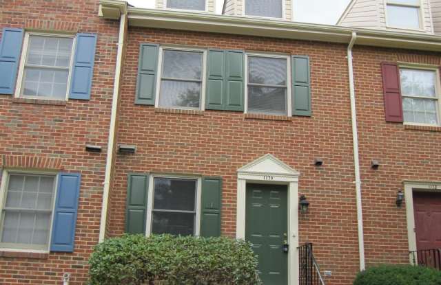 1170 VERMONT STREET - 1170 N Vermont St, Arlington, VA 22201