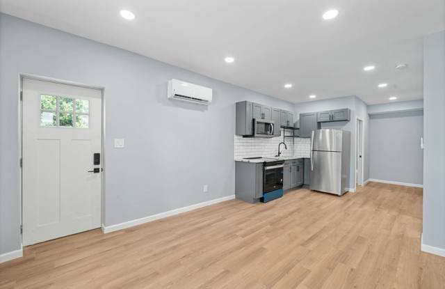 Charming 2BR Duplex in Columbus photos photos