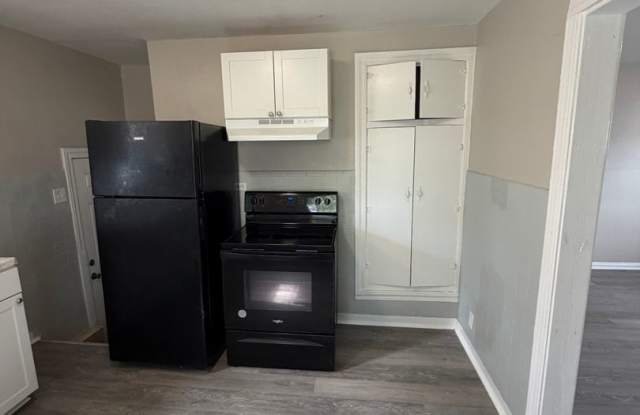 2 Bedroom Home Near Dequincy Park Gallery 4