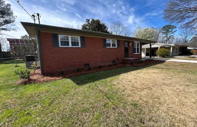 18 Fairhaven Drive NW Gallery 3