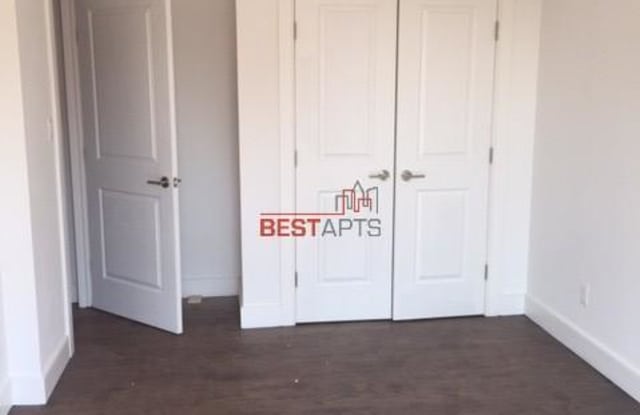 235 2nd Avenue Gallery 4