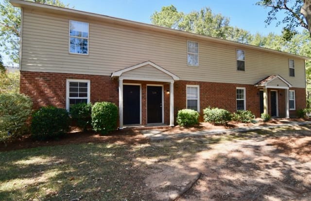 124 Chalet North Road - 124 Chalet North Ct, North Augusta, SC 29841