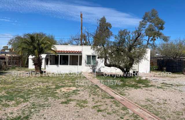 Cute  Cozy 1 Bedroom House on Large Lot (Alvernon/22nd) photos photos