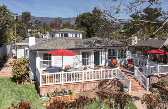 1112 Hill Road Gallery 3
