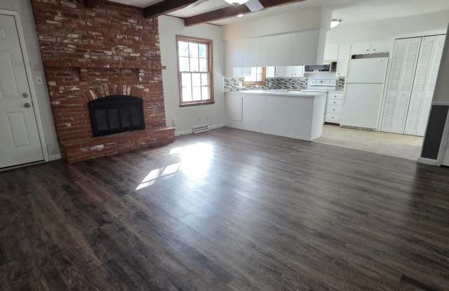 3256 East Bergman Street Gallery 3