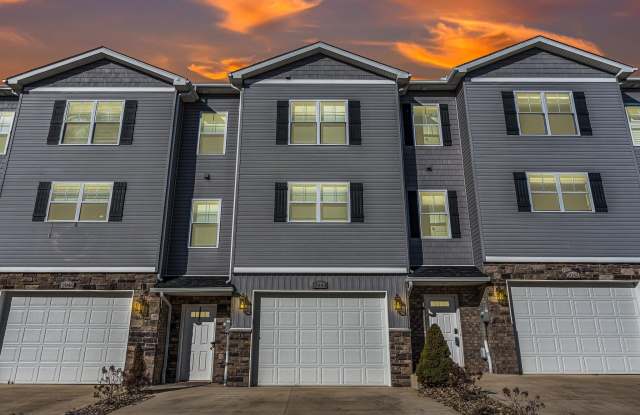 2044 Mountain Ash Lane photos photos