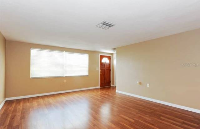 5625 RIDDLE ROAD Gallery 2