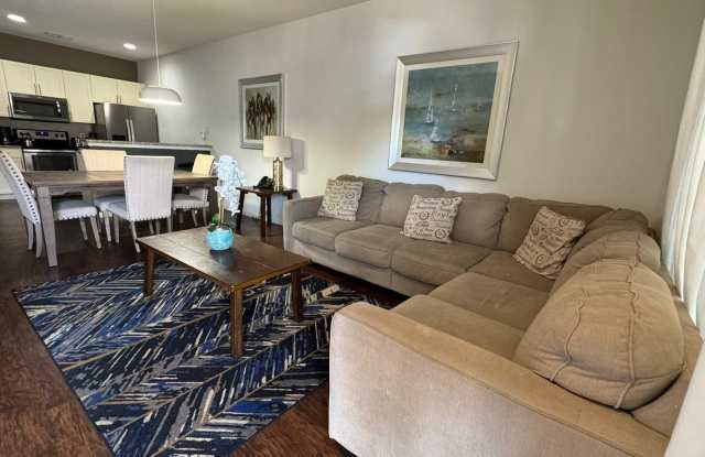 8909 SHINE Drive Gallery 2