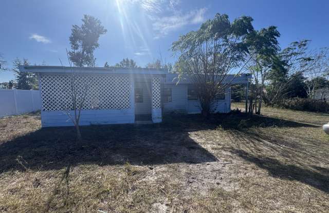 11606 Huggins Street photos photos