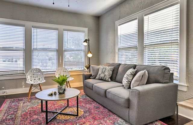1805 N Flores St, Unit 4 - 1805 North Flores Street, San Antonio, TX 78212