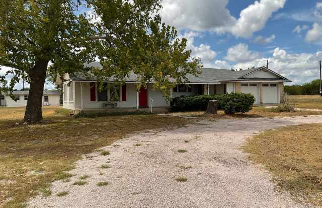 AMAZING 3 Bedroom 2 Bath Home COMING SOON In Burnet, Tx. **UNDER MAKE READY/NO SHOWINGS AT THIS TIME** photos photos