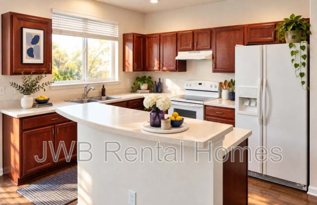 2394 Sunset Bluff Dr Gallery 3