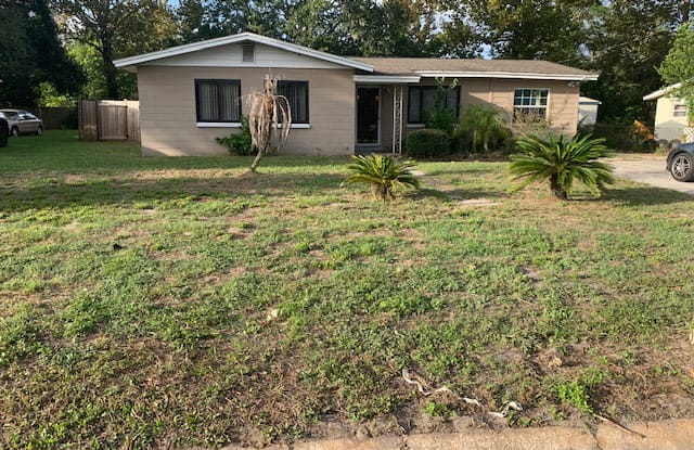 235 Beall Avenue North photos photos