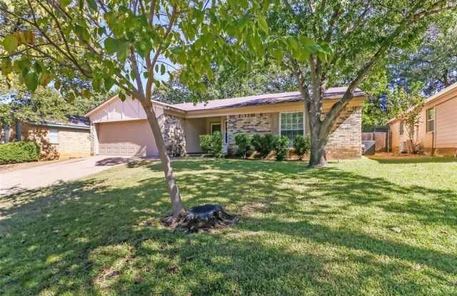 4807 Crestmont Court Gallery 2
