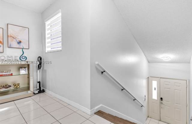 2520 SE 20th Pl Gallery 3
