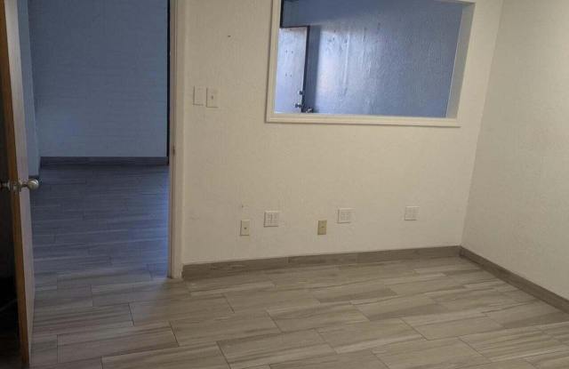 6221 N 35TH Avenue Gallery 4