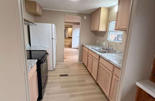 3 bedroom, 2 bath Mobile Home in Yorktowne photos photos 3 bedroom, 2 bath Mobile Home in Yorktowne photos photos