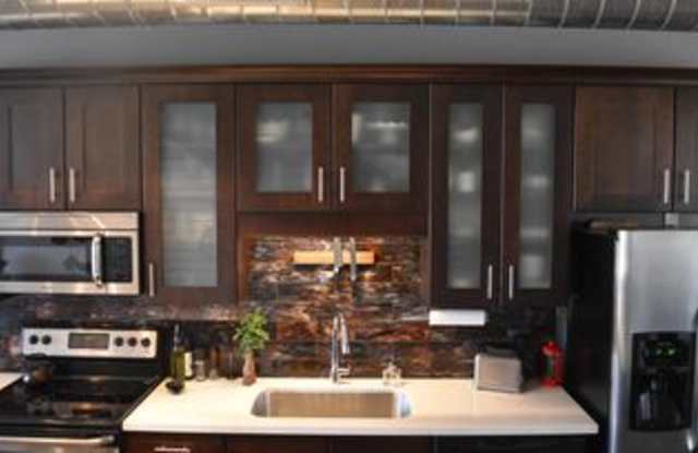 544 E Ames Pl Gallery 3