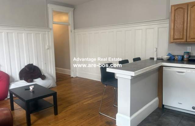 1066 Commonwealth Ave. Gallery 4