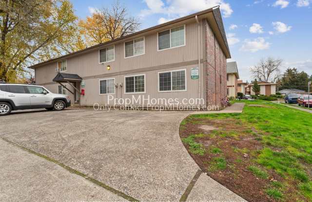 Enjoy the Cedar Hills Lifestyle in this Three Bedroom! photos photos