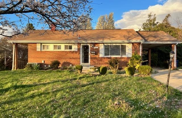 6509 DORSET DRIVE - 6509 Dorset Drive, Rose Hill, VA 22310