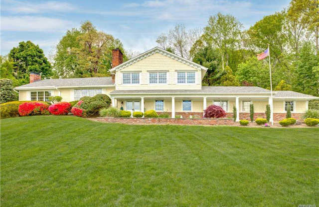 85 Lloyd Harbor Road - 85 Lloyd Harbor Road, Lloyd Harbor, NY 11743