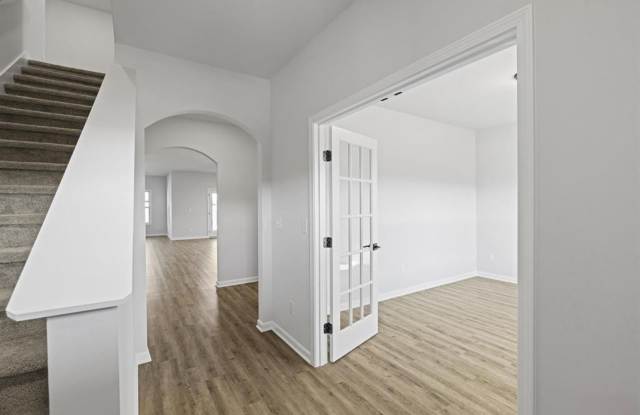 Move In Special!! Gallery 3
