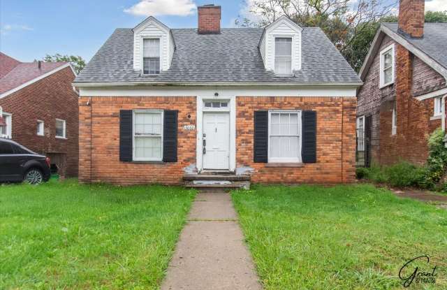 $1400 3 bedroom bungalow photos photos