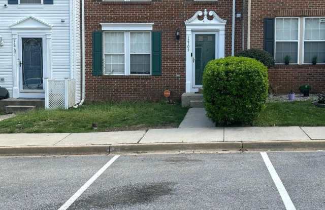 12705 TOWN CENTER Way photos photos