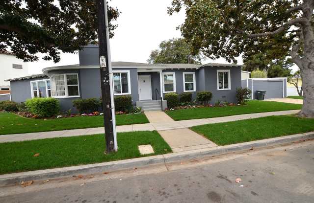 4Bedroom 3.5 Bathrooms single family home photos photos