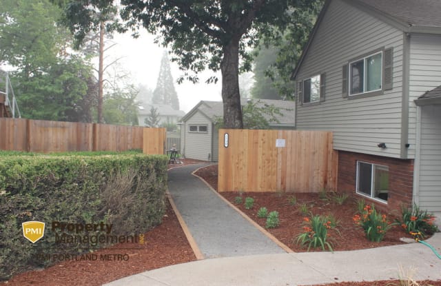 2590 Limerick Ln - 2590 Limerick Ln, West Linn, OR 97068