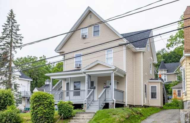 176 Blossom St. photos photos