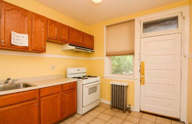 4416 Wolcott Gallery 3
