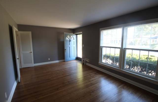 500 Lyndale Avenue Gallery 4