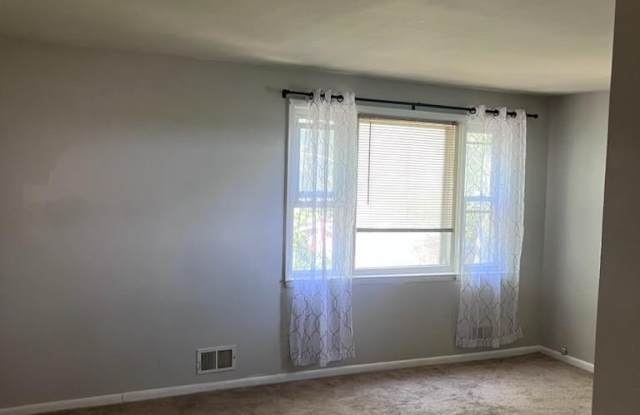 3817 BIRCHVIEW Avenue Gallery 3