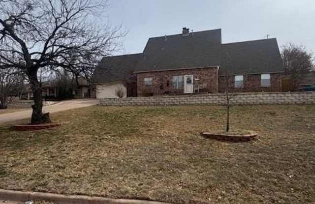 641 Green Valley Drive - 641 Green Valley Drive, Abilene, TX 79601