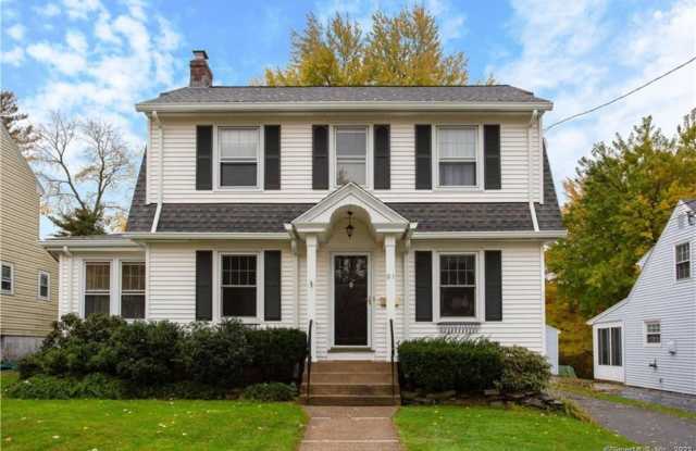 91 Fennbrook Road photos photos