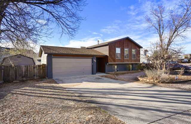 330 Putnam Drive - 330 Putnam Drive, Security-Widefield, CO 80911