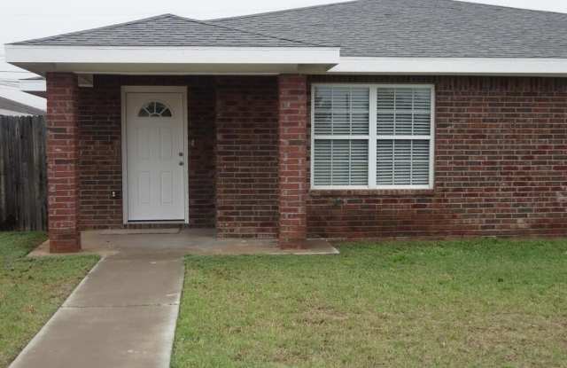 404 W Pine Gallery 2