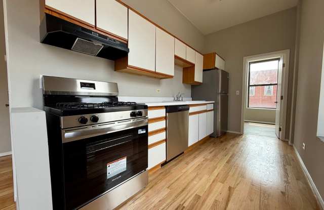 556 W 37th St photos photos