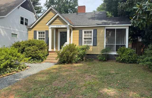 3BR/1BA with Flex Space & Private Backyard Gallery 3